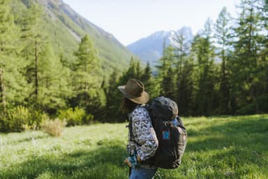 Backpacking Ultra-Light: A Beginner's Guide for 2025